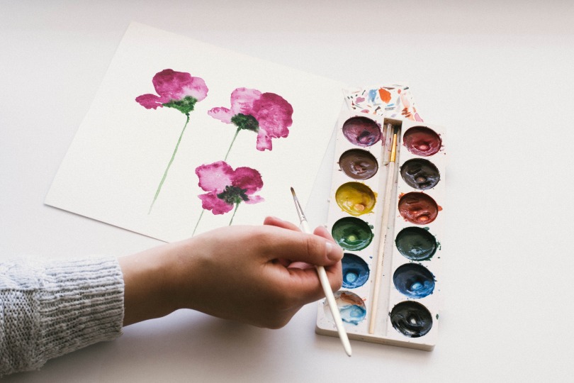 Colour Outside the Lines: Watercolour for Beginners GOM1158